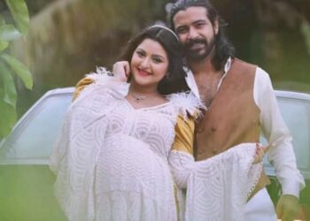 পুত্রসন্তানের মা–বাবা হলেন পরীমনি ও রাজ