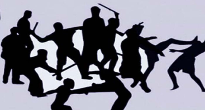 আড়াইহাজারে সীমানা সংক্রান্ত সংঘর্ষে আহত ১০