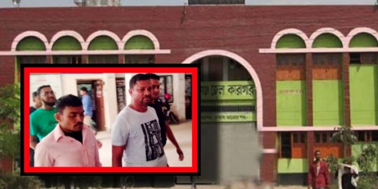 আয়নাবাজিতেও ধরা : আদালতের নির্দেশে মামলা