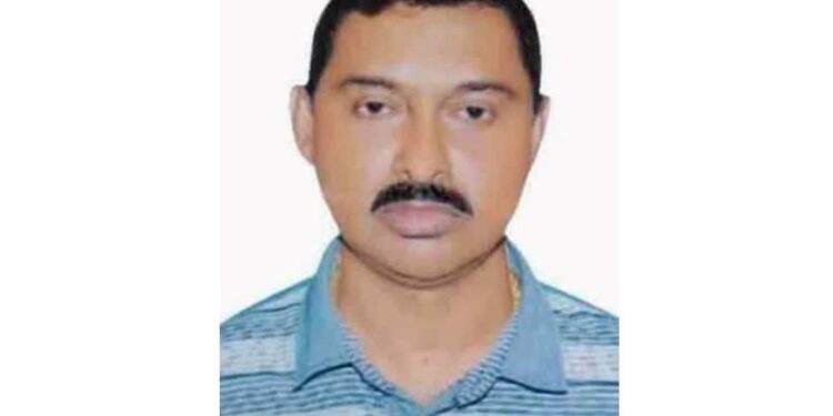 চনপাড়ায় কথা বলতেও ভয়