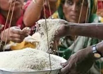 বন্দরে গভীর রাতে ওএমএস’র চাল বিক্রি করতে আসায় ডিলারকে মারধর