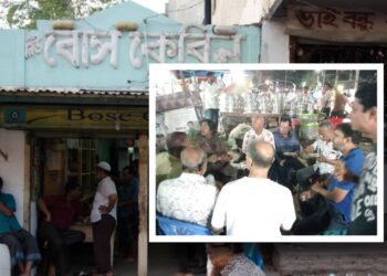 রাজনীতির বাইরে এসে বোস কেবিনে চায়ের আড্ডায় মেয়র আইভী