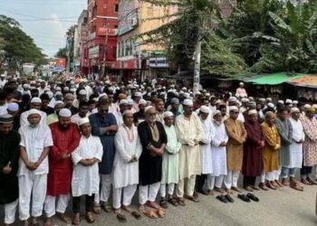 শহরে শাওনের গায়েবানা জানাজা