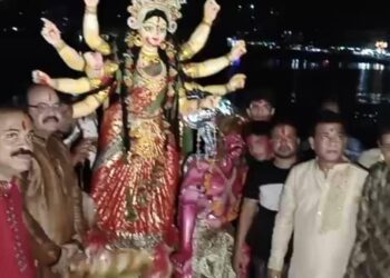 আনন্দ-বিষাদে নারায়ণগঞ্জে দেবী দুর্গা মায়ের বিদায়