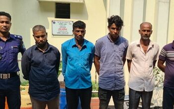 রূপগঞ্জে ৫ ডাকাত গ্রেপ্তার