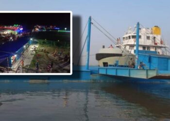 ফের নারায়ণগঞ্জ-মুন্সীগঞ্জ নৌপথে ফেরি চালু