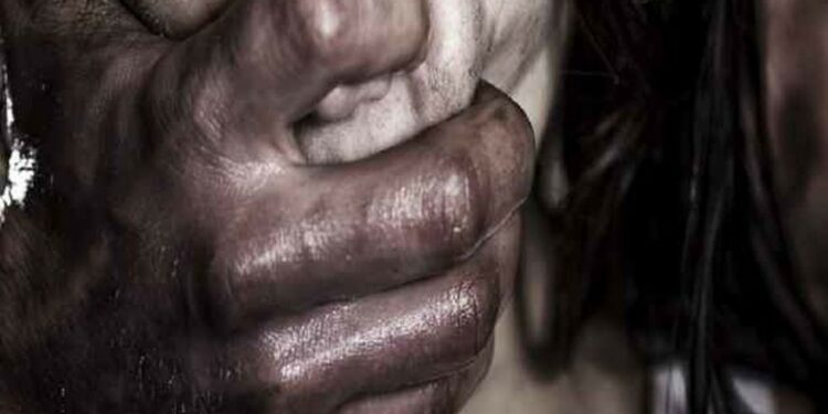 আড়াইহাজারে বৃদ্ধাকে ধর্ষণ