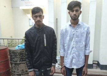 রূপগঞ্জে ভাইয়ের মুক্তিপণের জন্য গণধর্ষণের শিকার কিশোরী