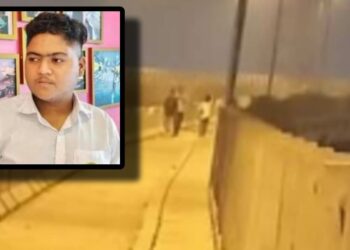 বেপোরোয়া গতির হোন্ডা : শীতলক্ষ্যা সেতুতে যুবক নিহত