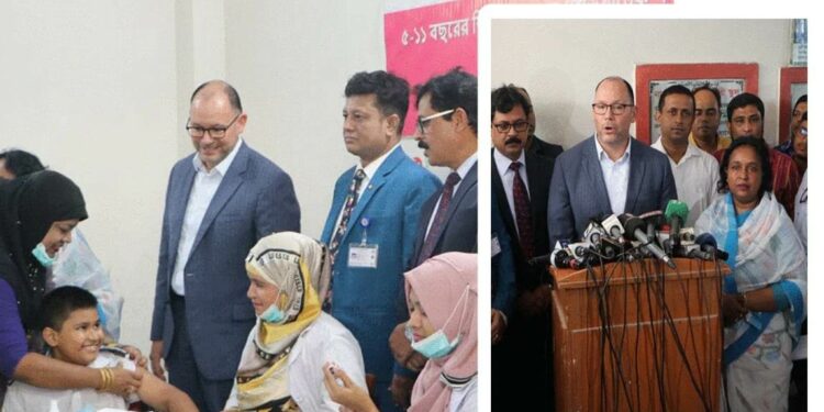 “করোনা টিকাদানে প্রশংসায় মার্কিন রাষ্ট্রদূত”