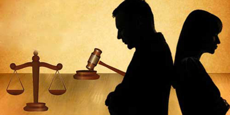 ফতুল্লায় শ্বশুরবাড়ি থেকে তালাক দেওয়া স্ত্রীকে অপহরণ