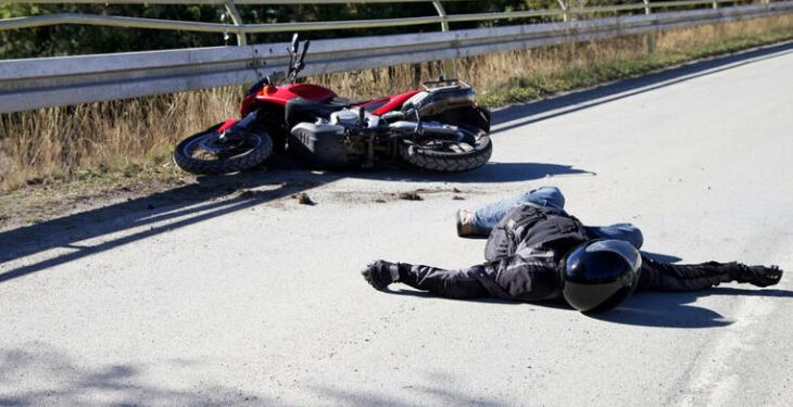 মহাসড়কে ঝরলো মটর সাইকেল আরোহীর প্রাণ