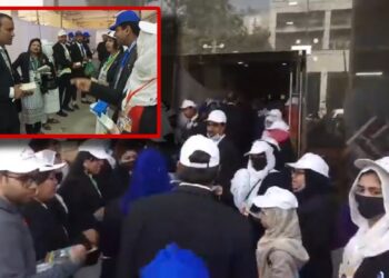 নারায়ণগঞ্জ আইনজীবী সমিতির ভোট গ্রহণ চলছে