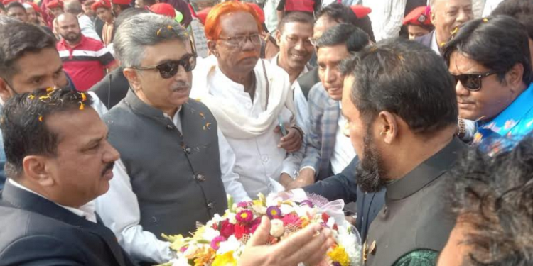 আড়াইহাজার আওয়ামী লীগ কার্যালয় উদ্বোধন করলেন চীফ হুইপ