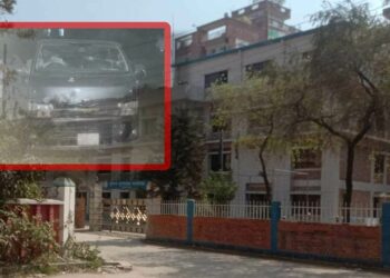 ছাত্রকে ফাঁসানোর চেষ্টায় ডিবির উপর হামলা, পিতা-পুত্র আটক