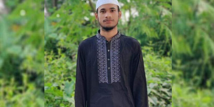 রূপগঞ্জে ফুল দিয়ে ফেরার পথে ঝড়লো শিক্ষার্থীর প্রাণ