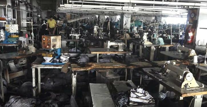 রূপগঞ্জে পোশাক কারখানায় বিস্ফোরণ