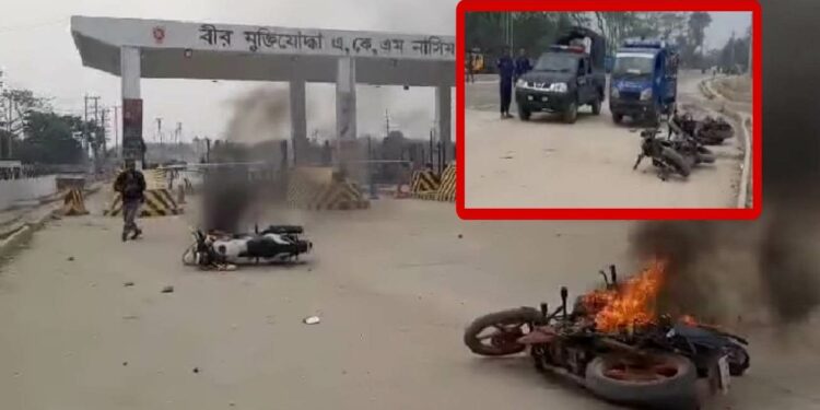 বন্দরে হোন্ডা বাহিনীর তান্ডব, বিক্ষুব্ধ জনতার অগ্নিসংযোগ