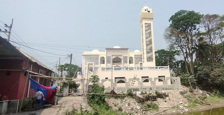 প্রধানমন্ত্রী উদ্বোধন করলেন সোনারগাঁয়ে নব নির্মিত মডেল মসজিদের