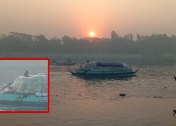 আজ মহান মে দিবস