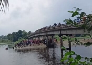 ব্রম্মপুত্র নদে গোছলে নেমে কিশোর নিখোঁজ