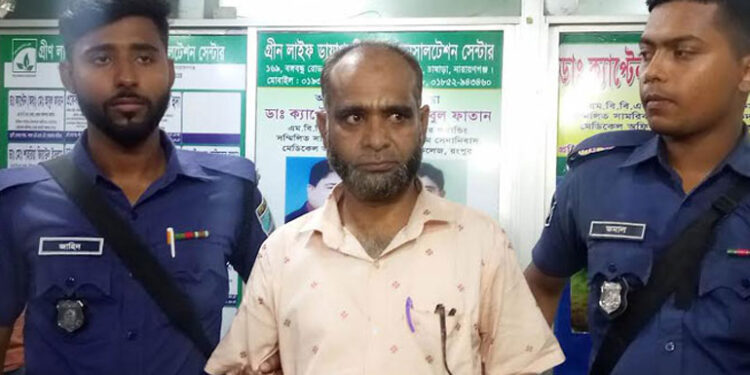 মগের মুল্লুক নারায়ণগঞ্জে আবারো ভূয়া চিকিৎসক !