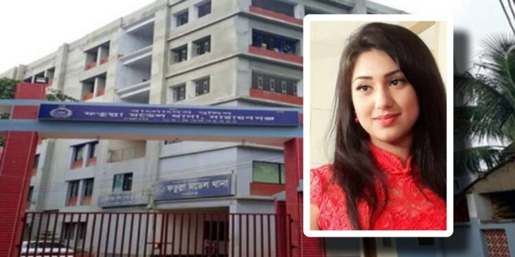 ফতুল্লা থানায় চিত্র নায়িকা অপু বিশ্বাস