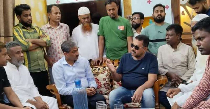 ফতুল্লায় টিটু কে দেখতে এ্যানি চৌধুরী