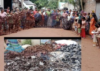 সাইজিং মিলে চামড়া ও পলিথিন পুড়ে পরিবেশ বিপর্যয় ! বিক্ষোভ