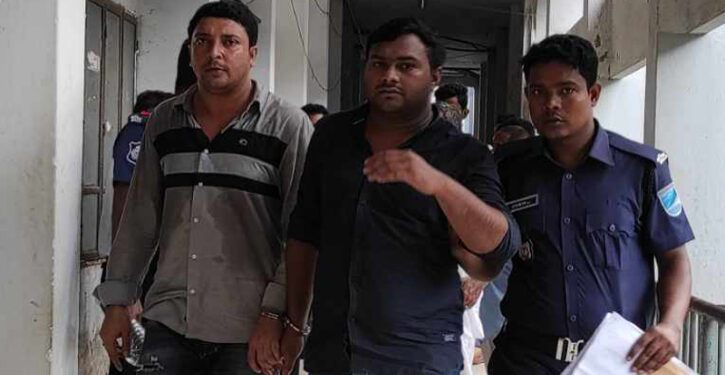 র‌্যাব পরিচয়ে ছিনতাই : দুই ছাত্রলীগ নেতা রিমান্ডে