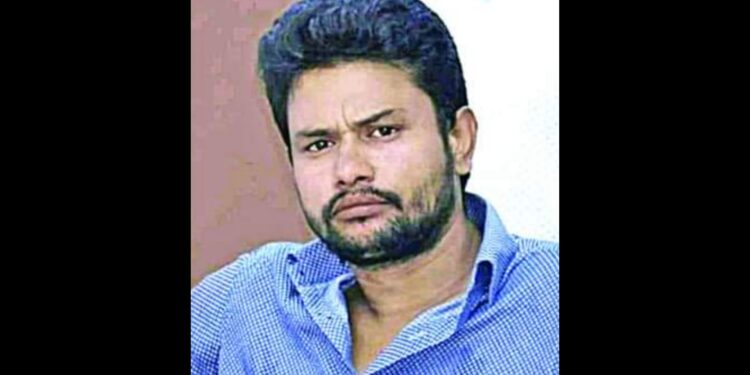 সেই দুর্ধর্ষ হানজালার আত্মসমর্পন, কারাগারে