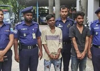 সিদ্ধিরগঞ্জে সবজি বিক্রেতার খুনে দুই ছিনতাইকারী গ্রেপ্তার