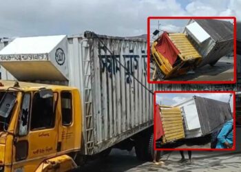 সিদ্ধিরগঞ্জে কাভার্ডভ্যানের চাপায় অটো চালক নিহত