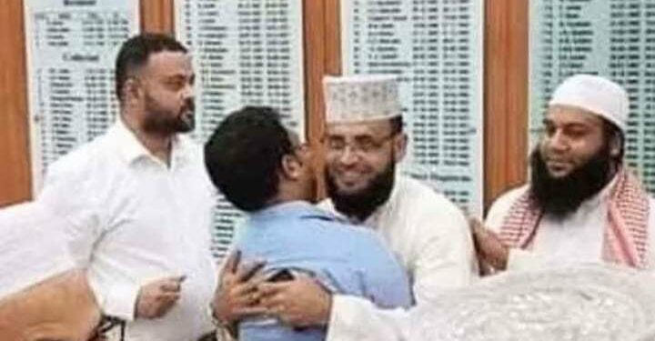 মসজিদের ইমামের কি ইউএনওকে চিনতেই হবে