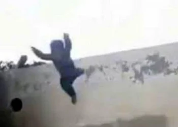 ফতুল্লায় দোতলা থেকে পড়ে শিশুর মৃত্যু