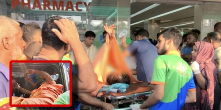 রূপগঞ্জে গেইট আটকে শিক্ষিকার ঘরে আগুন, দগ্ধ ১