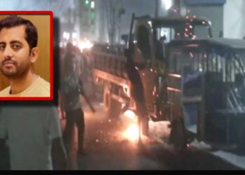 যুবদলের মিছিল থেকে যানে আগুন, ভাংচুরে গ্রেপ্তার ১