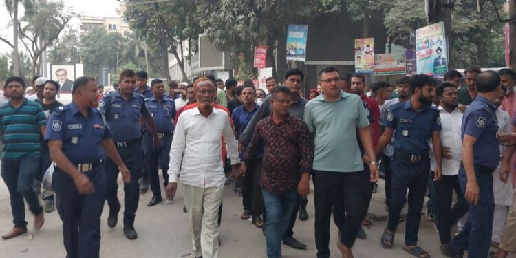 ফাইভ স্টার হোটেল থেকে গ্রেফতারকৃতরা রিমান্ডে