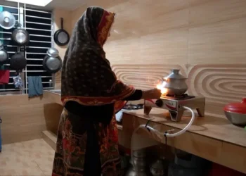 তীব্র গ্যাস সংকটে নারায়ণগঞ্জ