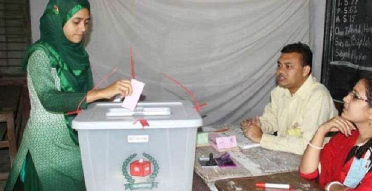 আওয়ামী লীগের ভোটার আনার ছক বনাম সংঘাতের ভয়