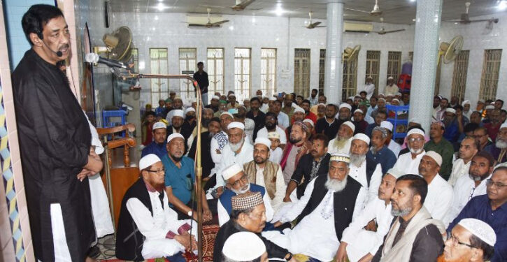 ‘প্রতিদিন ৮ রাকাত নামাজ পড়ি না,গঞ্জবাসীর জন্য’-শামীম ওসমান