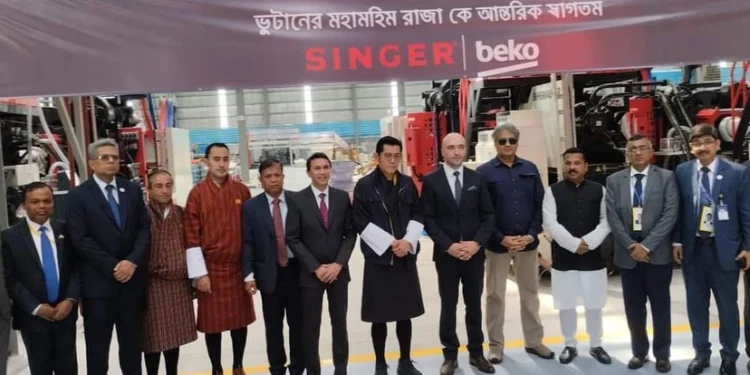 আড়াইহাজারে ইকোনমিক জোনে ভুটানের রাজার পরিদর্শন