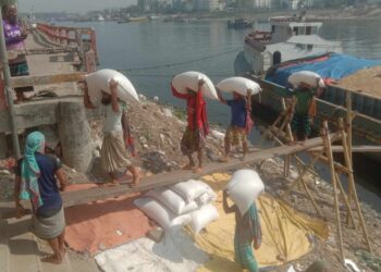 আজ অধিকার আদায়ের শ্রমিকদের মহান মে দিবস