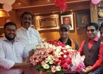 বসুন্ধরার এমডির বিরুদ্ধে চাঁদাবাজি ও ছিনতাইয়ের মামলা