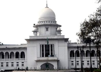 পূর্বাচলের অবৈধ সাইনবোর্ড অপসারণ করতে ডিসি এসপিকে নির্দেশ