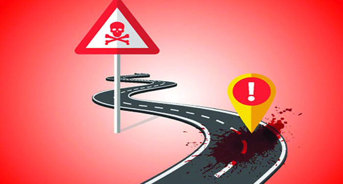 ফতুল্লার কাশিপুরে সড়কে ঝড়লো নারীর প্রাণ