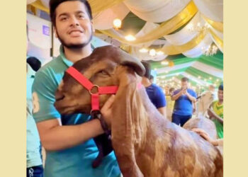 ১৫ লাখ টাকায় খাসি : ‘ইফাত আমার ছেলে নয়’