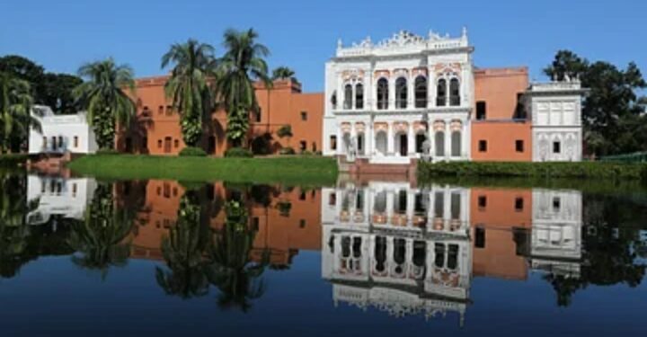 যেভাবে আদি চেহারা ফিরে পেলো বড় সরদার বাড়ি