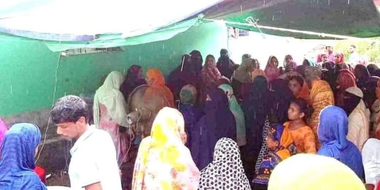 সন্তানের মৃত্যুর খবর সইতে পারলো না মা