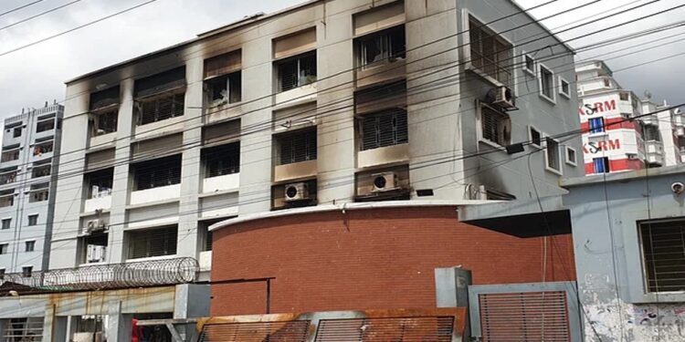 ধ্বংসস্তূপ নারায়ণগঞ্জ : সরকারী বেসরকারী অর্ধশতাধিক প্রতিষ্ঠান